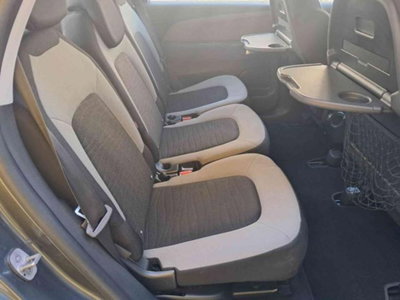 Citroen C4 Picasso 1.6 e-HDi 115 Exclusive (19)