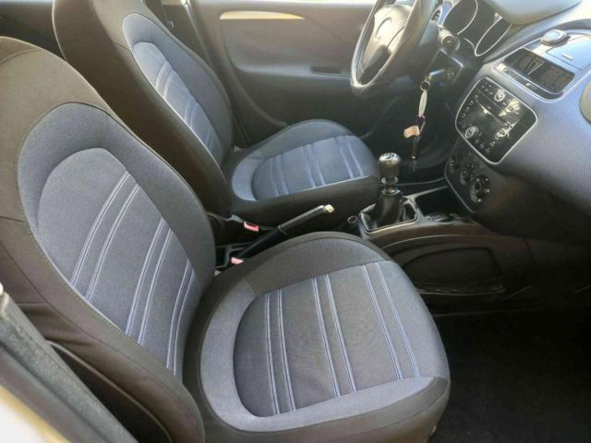 Fiat Punto Evo 1.4 5 porte Emotion Natural Power (15)
