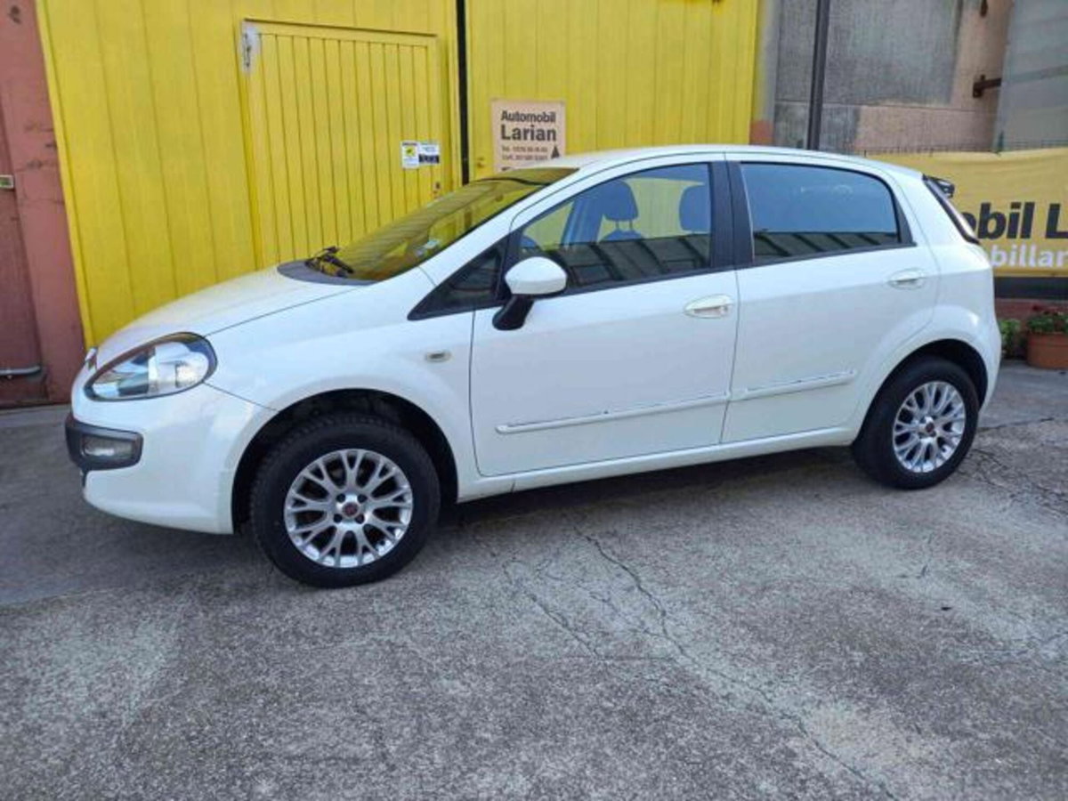 Fiat Punto Evo 1.4 5 porte Emotion Natural Power (2)