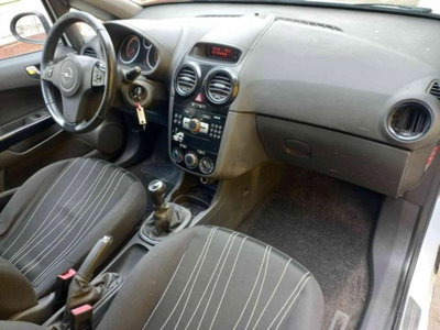 Opel Corsa 1.3 CDTI 75CV F.AP. 5 porte Edition (17)
