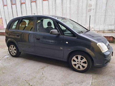 Opel Meriva 1.4 16V Club (10)
