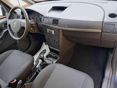 Opel Meriva 1.4 16V Club (15)