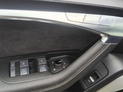 Audi A6 55 3.0 TFSI quattro ultra S tronic Business Design (19)
