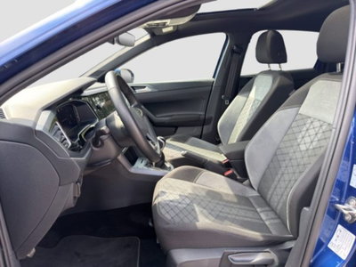 Volkswagen Taigo 1.0 tsi R-Line 115cv (10)