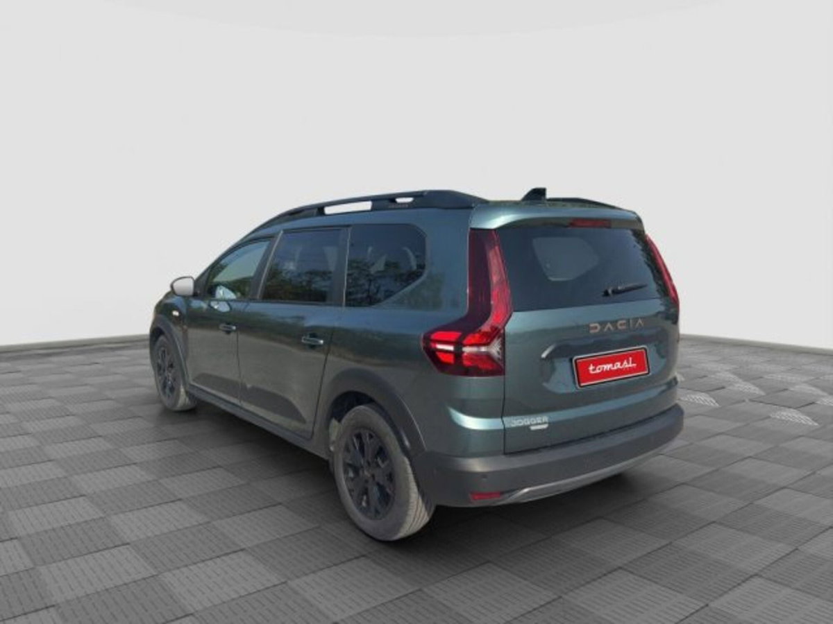 Dacia Jogger 1.6 hybrid Extreme 140cv (3)