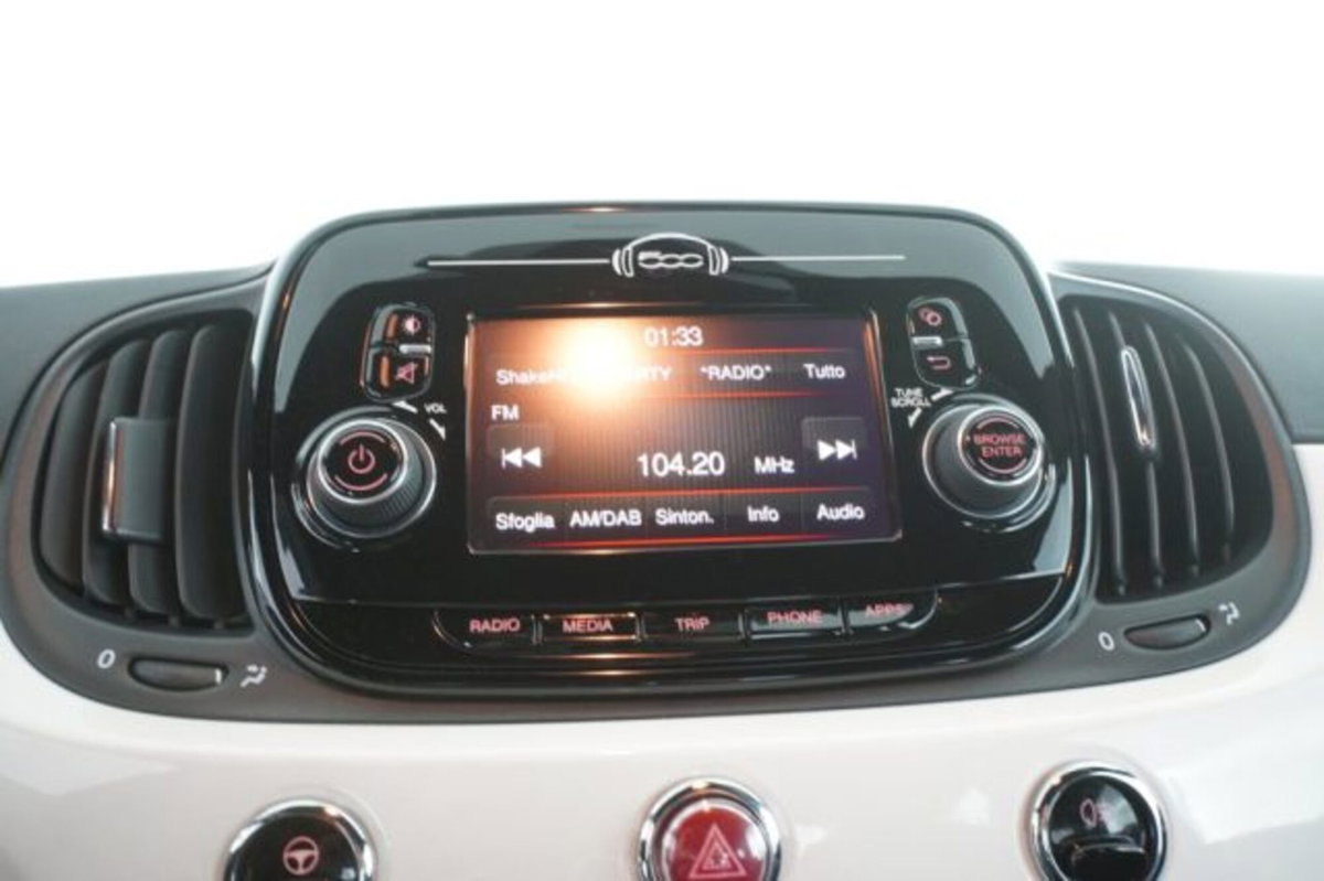 Fiat 500 1.0 Hybrid Cult (16)