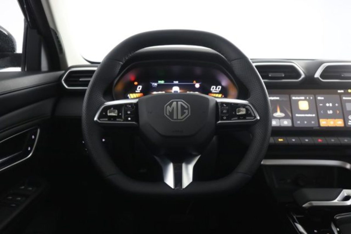 Mg ZS ZS 1.5 Luxury (12)