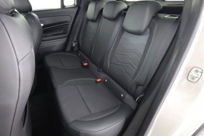 Jeep Avenger 1.2 turbo Summit fwd 100cv (3)