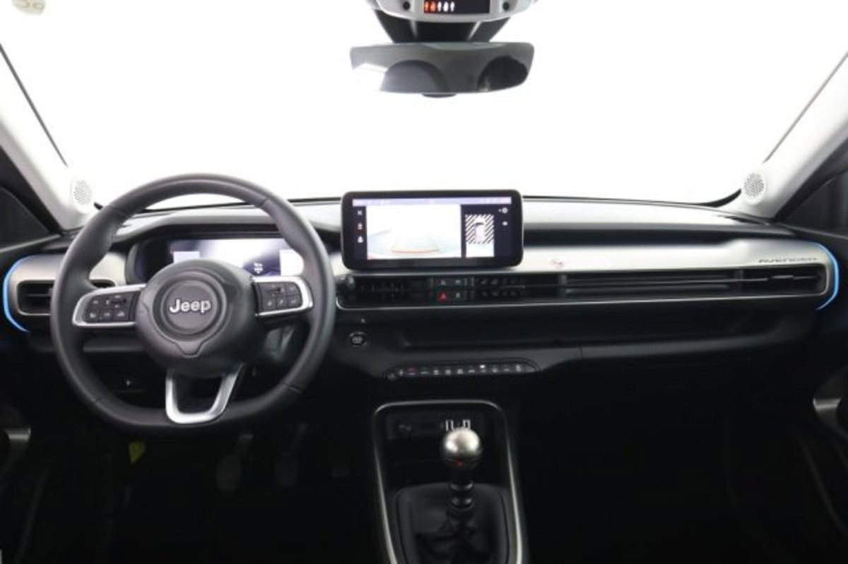 Jeep Avenger 1.2 turbo Summit fwd 100cv (4)