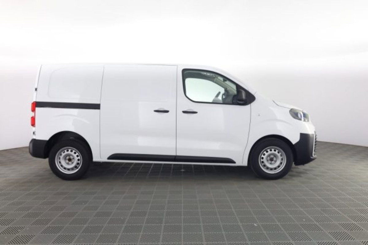 Toyota Proace 2.2d 180cv S&S 14q L1 S Comfort auto (3)