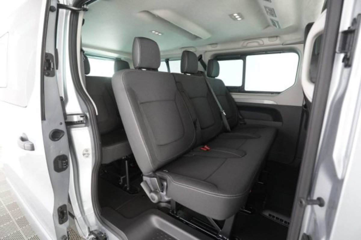 Renault Trafic Furgone BluedCi 150CV EDC PL-TN SpaceClass (11)