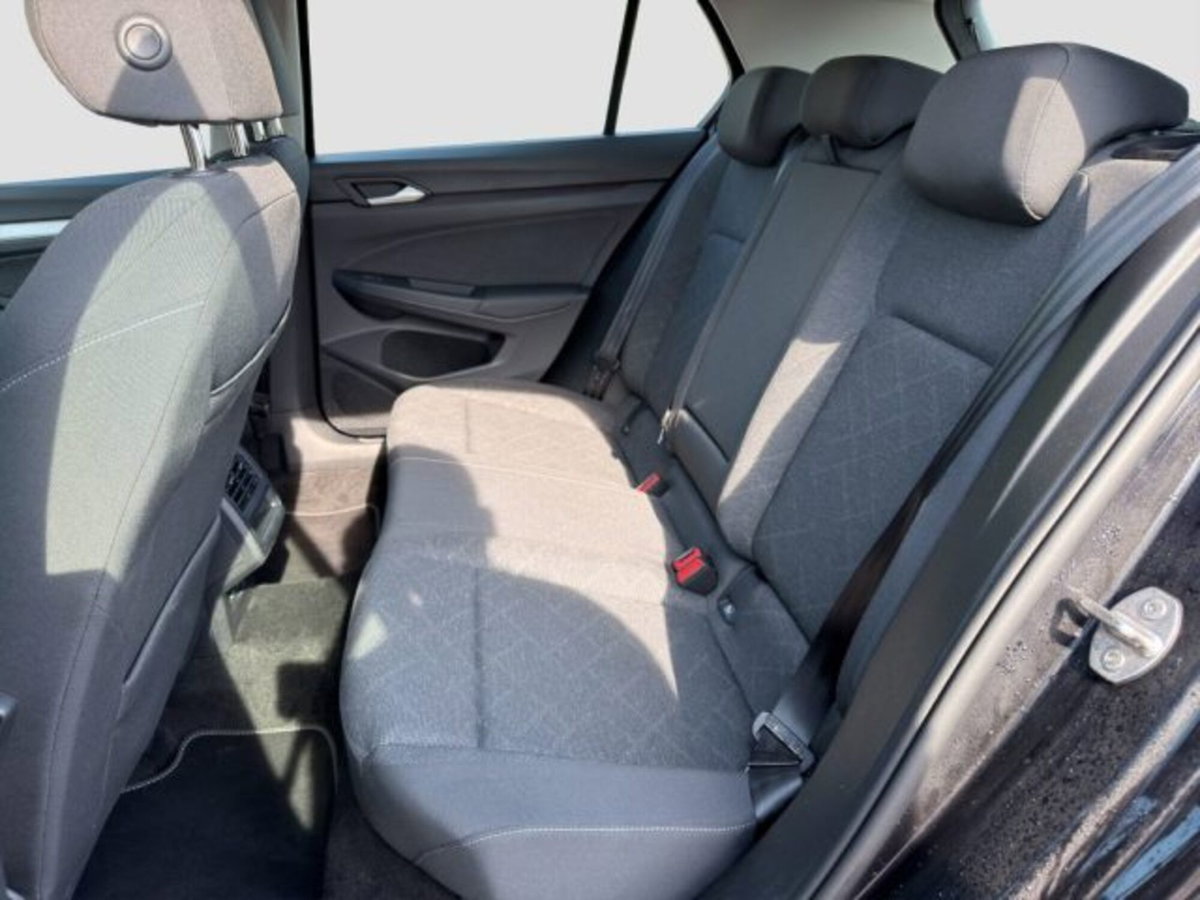 Volkswagen Golf 2.0 tdi Life 115cv (11)
