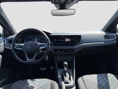 Volkswagen Taigo 1.0 TSI 110 CV DSG R-Line (12)