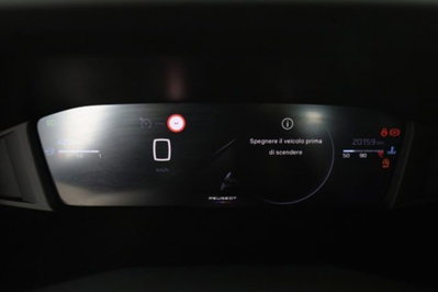 Peugeot 2008 PureTech 100 S&S Allure (8)