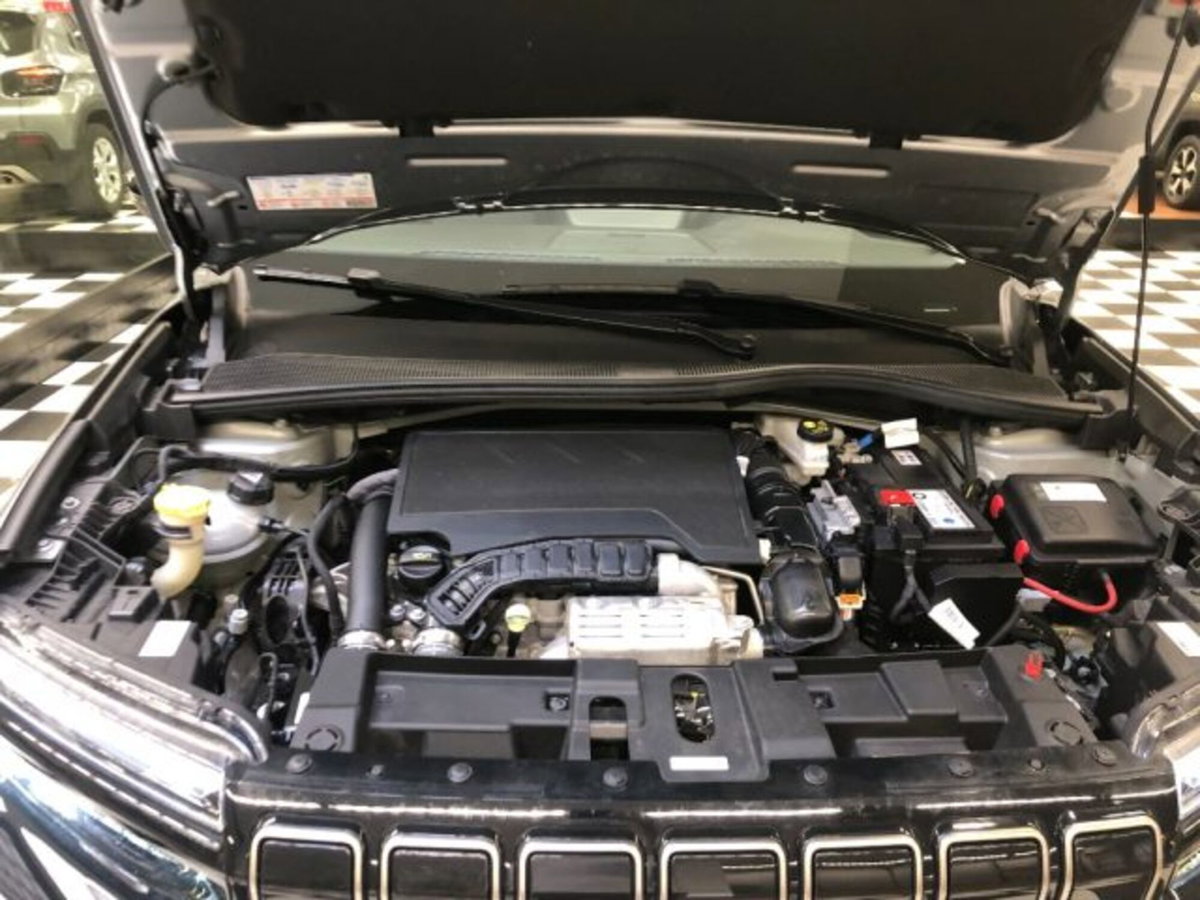 Jeep Avenger 1.2 turbo Altitude fwd 100cv (18)