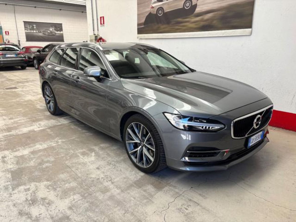 Volvo V90 T8 Recharge AWD Plug-in Hybrid R-design (5)
