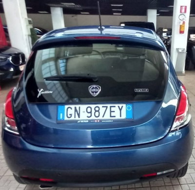 Lancia Ypsilon 1.0 FireFly 5 porte S&S Hybrid Ecochic Gold (3)