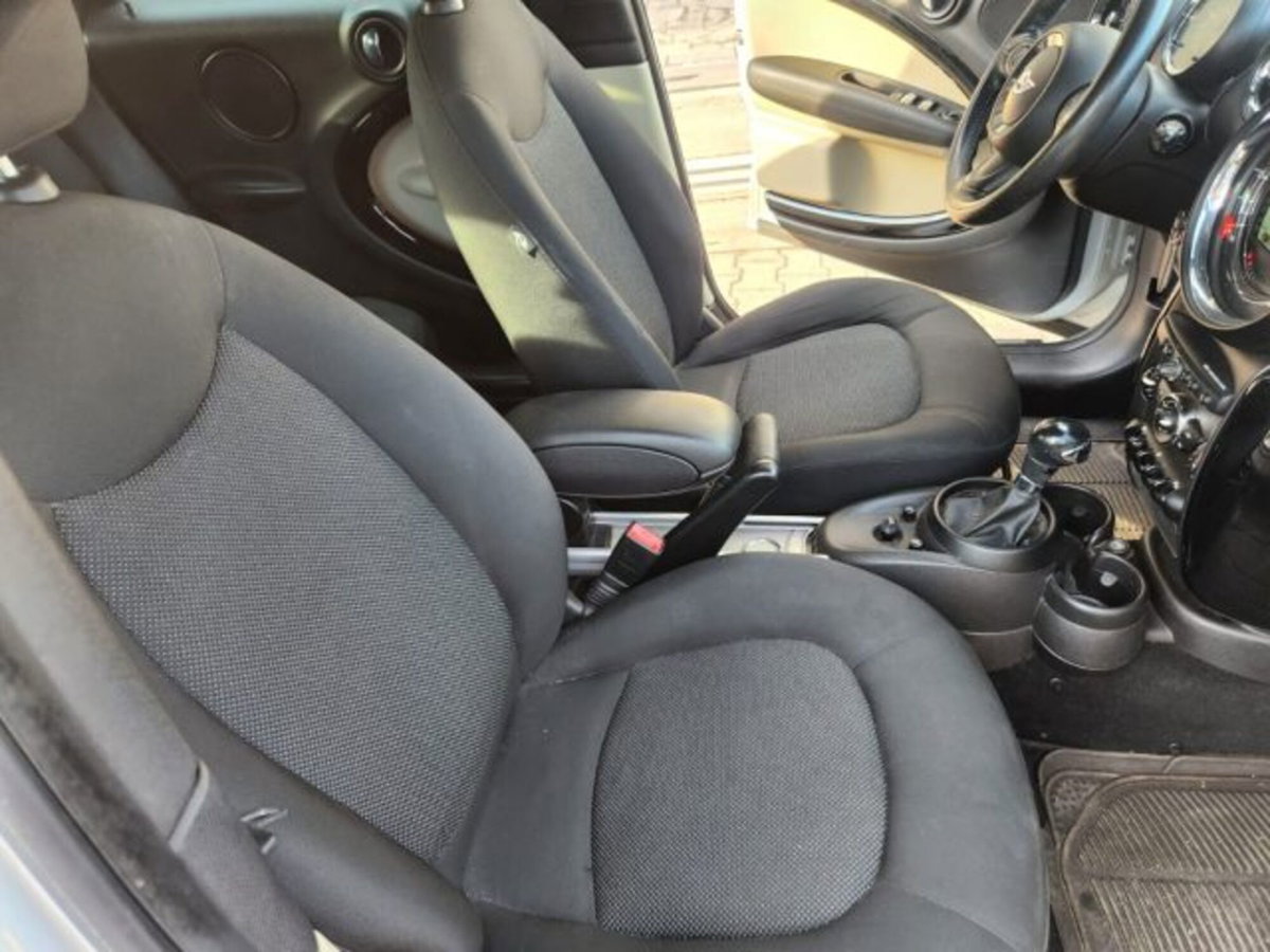 MINI Mini Countryman 2.0 Cooper D Countryman Automatica (13)
