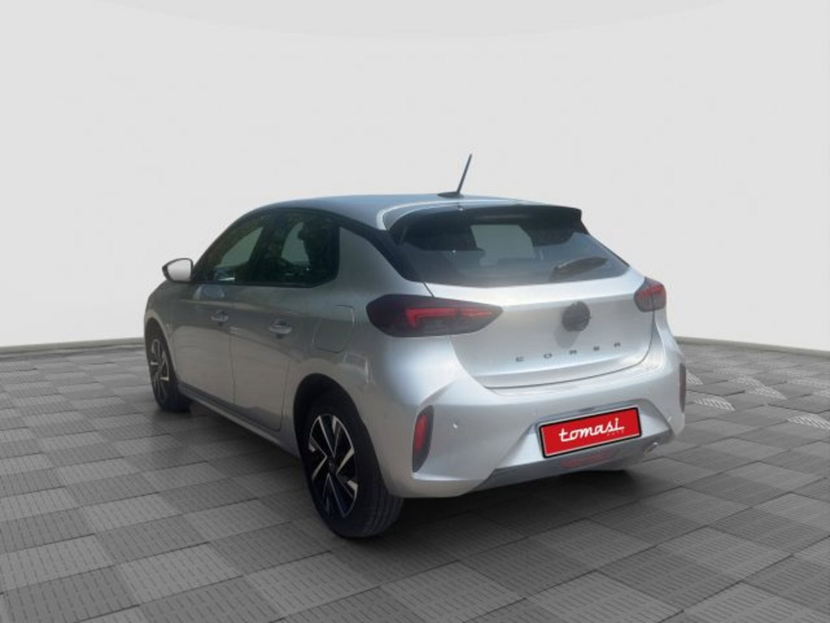 Opel Corsa 1.2 100 CV GS Line (3)