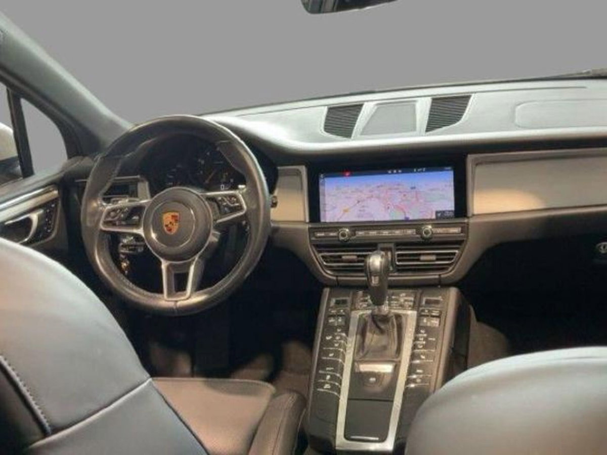 Porsche Macan 2.0 (3)