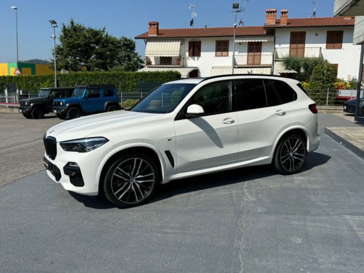 BMW X5 xDrive30d 48V Msport (2)