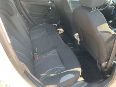 Peugeot 208 HDi 68 CV 5 porte Active (10)