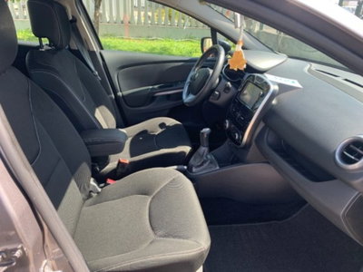 Renault Clio Sporter 1.5 dCi 8V 75CV Costume National (12)