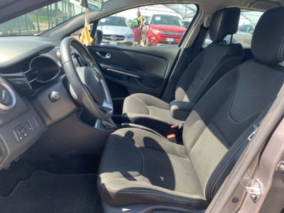 Renault Clio Sporter 1.5 dCi 8V 75CV Costume National (9)