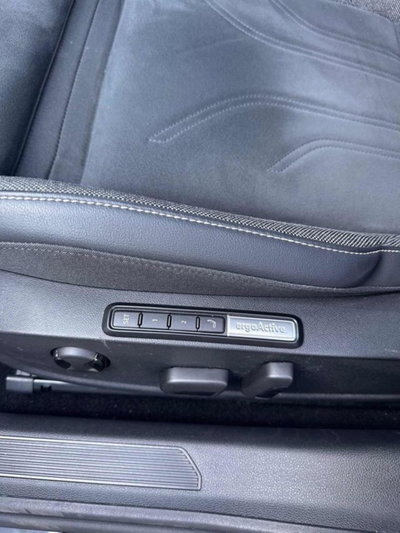 Volkswagen Golf Variant 2.0 TDI 150 CV DSG SCR 4Motion Style (10)