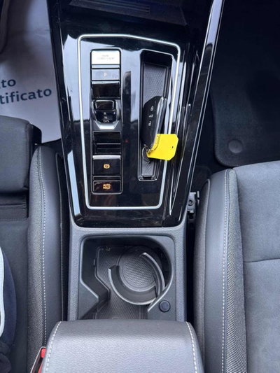 Volkswagen Golf Variant 2.0 TDI 150 CV DSG SCR 4Motion Style (15)