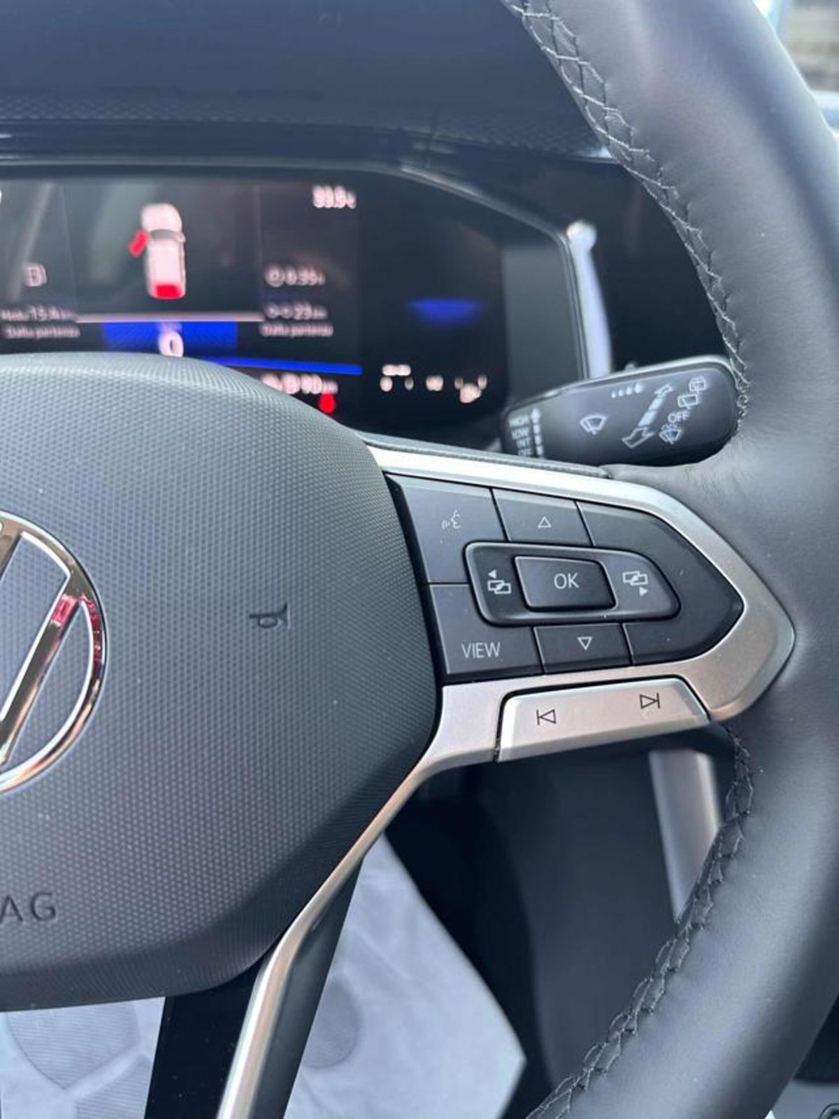 Volkswagen Taigo 1.0 tsi Edition 115cv (17)