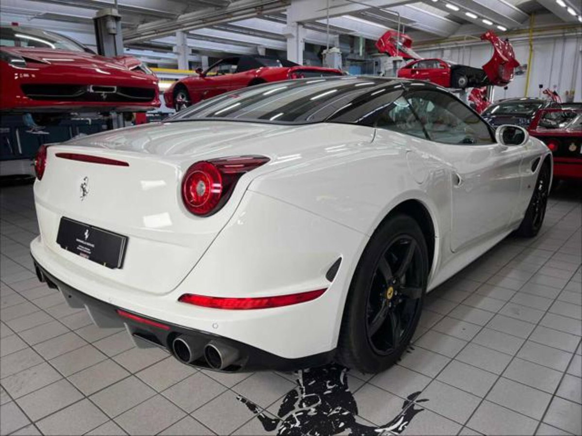 Ferrari California Spider California T DCT (4)
