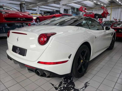 Ferrari California Spider California T DCT (4)