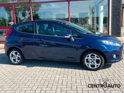 Ford Fiesta Ikon 1.4 TDCi 70CV 3 porte (3)