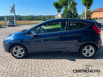 Ford Fiesta Ikon 1.4 TDCi 70CV 3 porte (7)