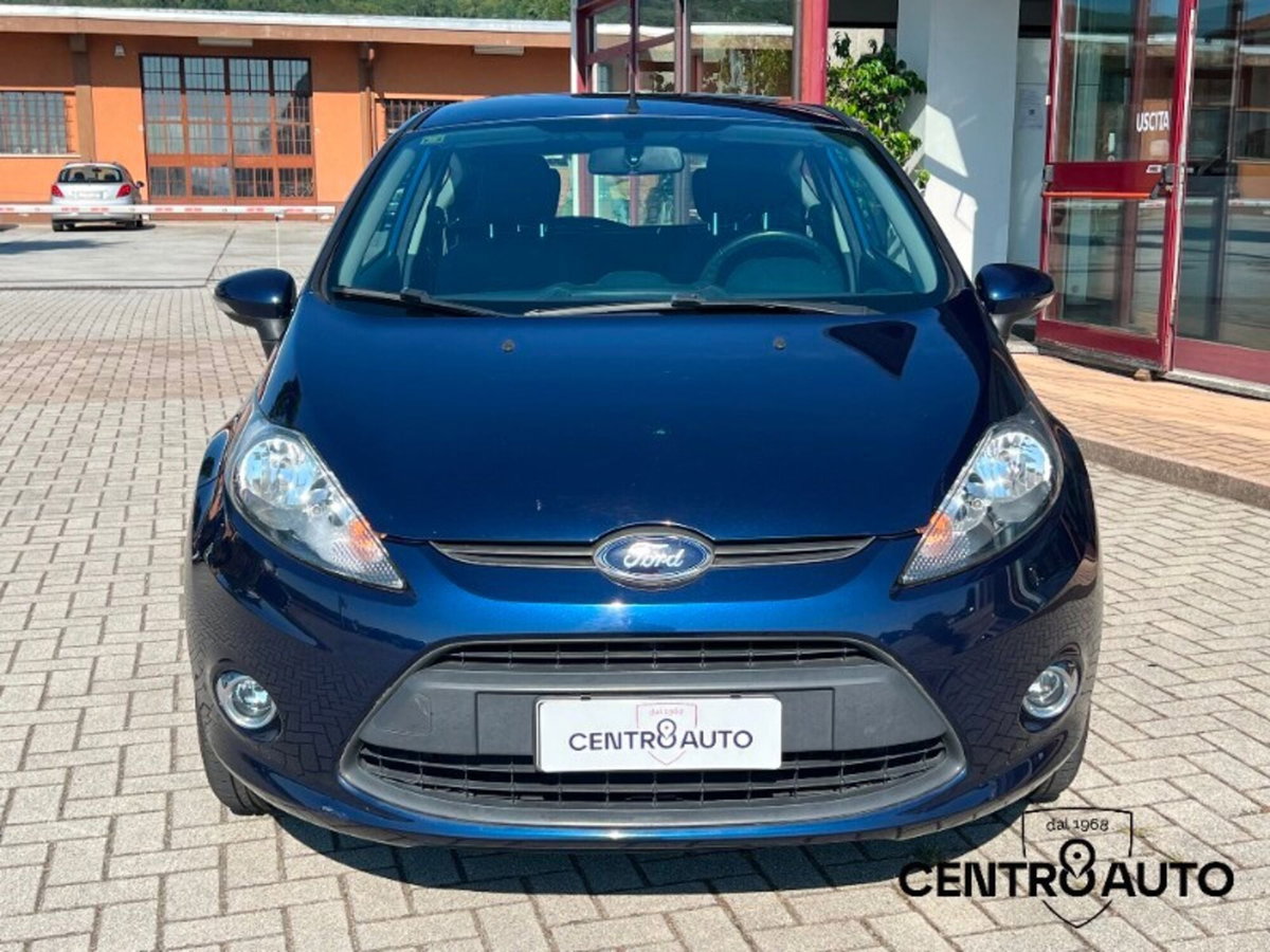 Ford Fiesta Ikon 1.4 TDCi 70CV 3 porte (9)
