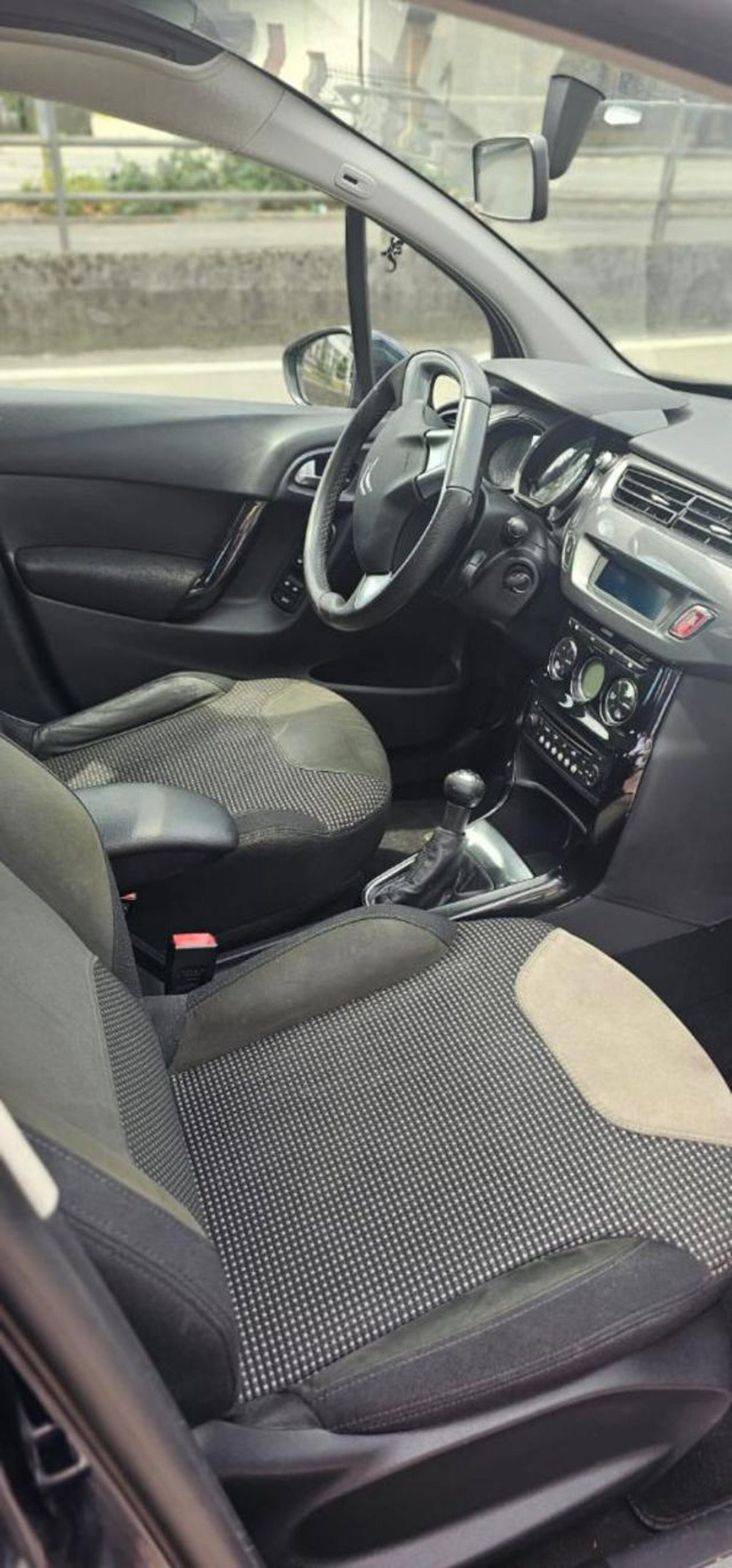 Citroen C3 BlueHDi 75 Seduction (18)