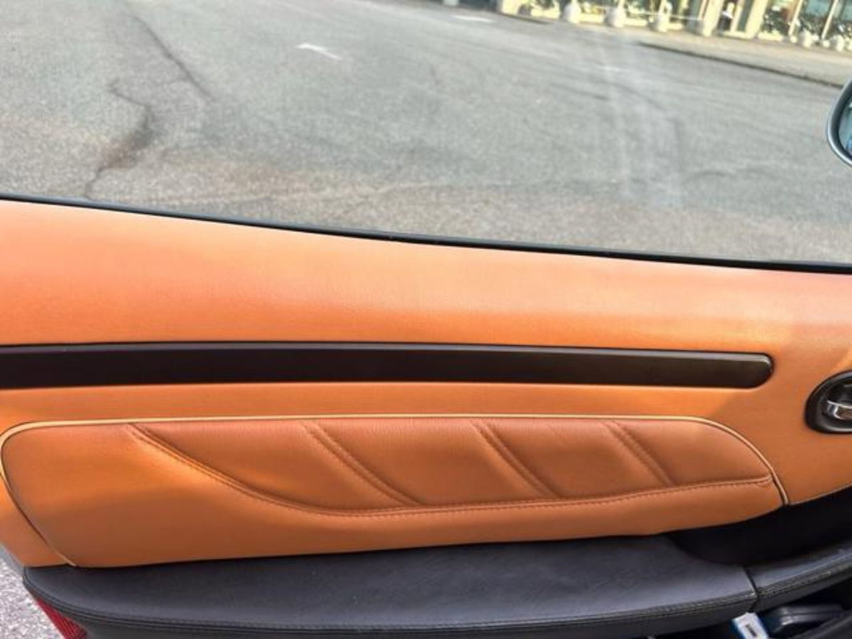 Maserati Spyder 4.2 V8 32V Cambiocorsa (11)