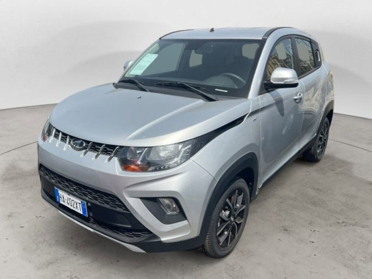 Mahindra KUV100 1.2 K8