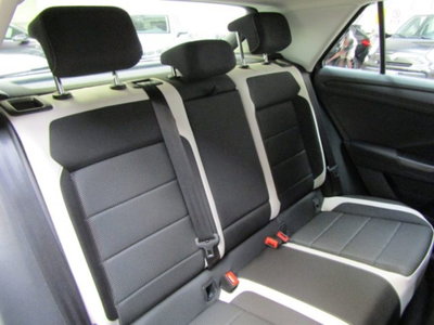 Volkswagen T-Roc 1.5 tsi R-Line dsg (14)