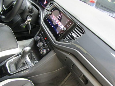 Volkswagen T-Roc 1.5 tsi R-Line dsg (17)