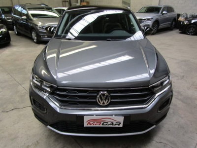 Volkswagen T-Roc 1.5 tsi R-Line dsg (2)