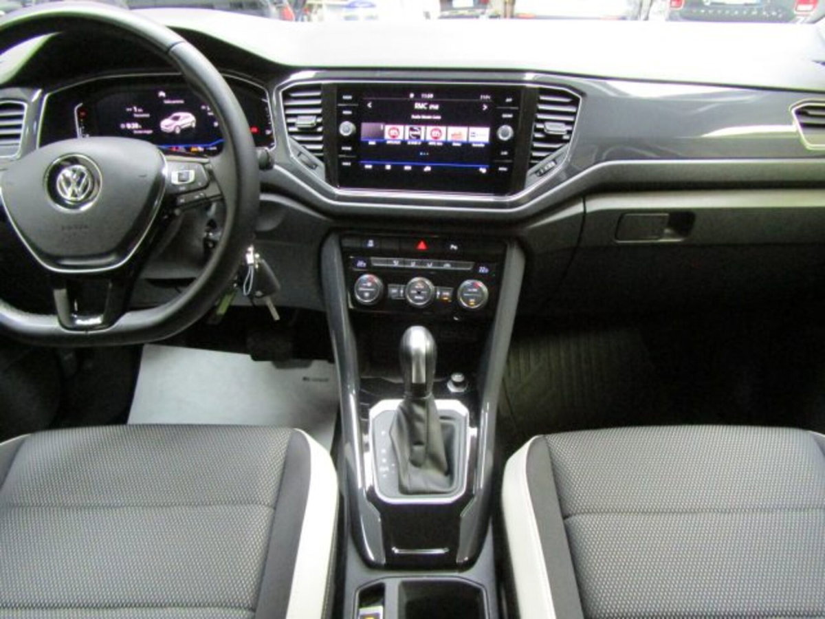 Volkswagen T-Roc 1.5 tsi R-Line dsg (20)