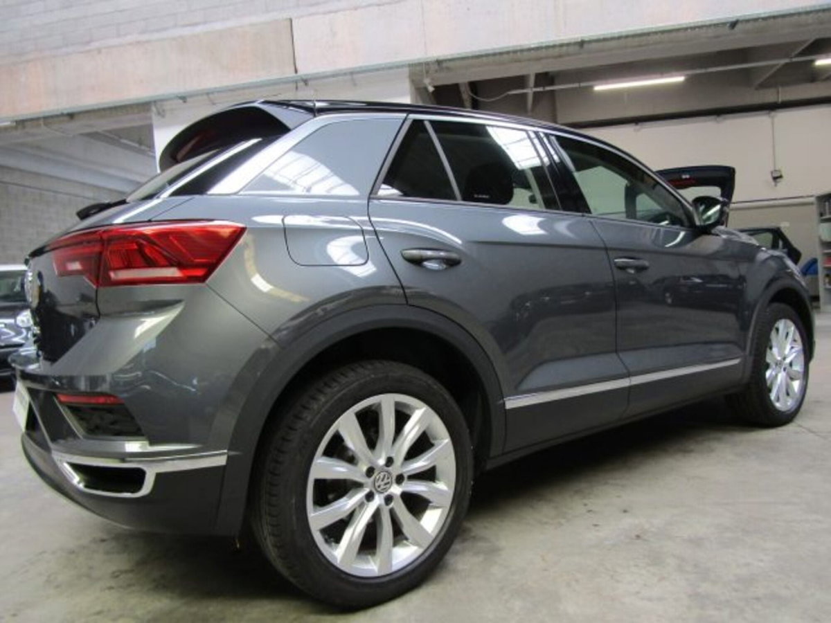 Volkswagen T-Roc 1.5 tsi R-Line dsg (5)