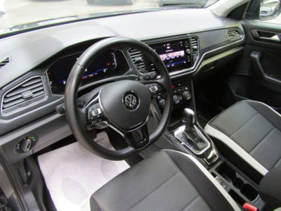 Volkswagen T-Roc 1.5 tsi R-Line dsg (9)