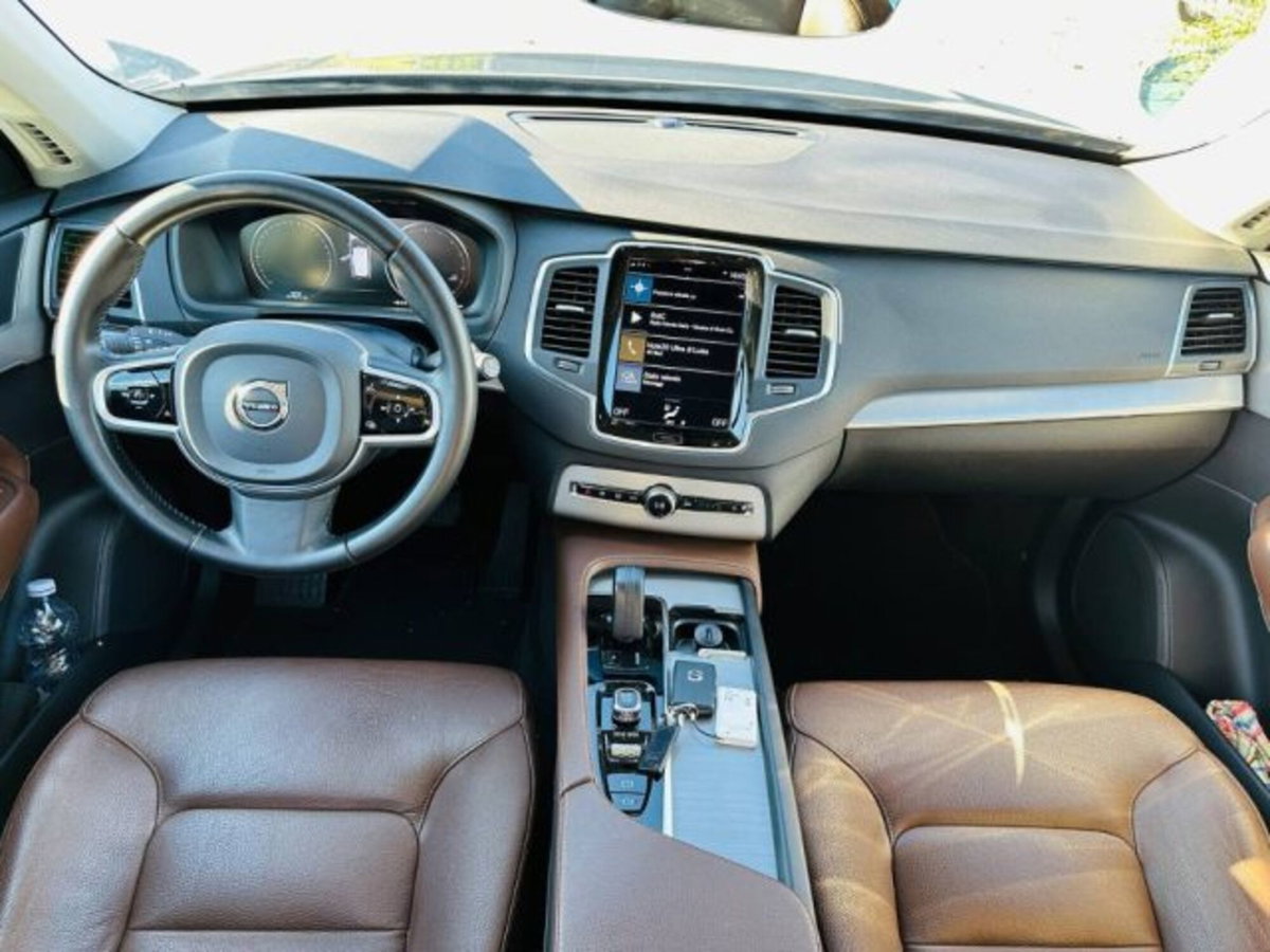Volvo XC90 B5 (d) AWD Geartronic Momentum Pro (12)