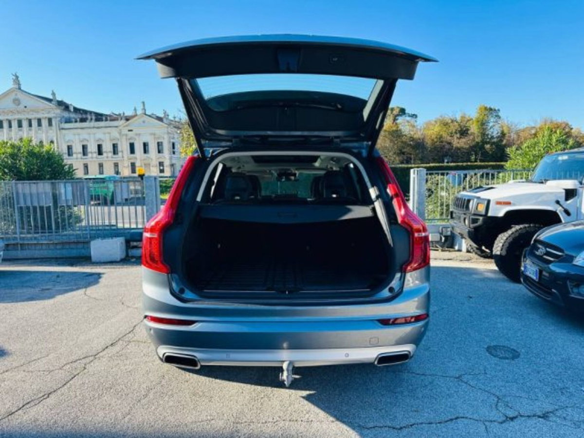 Volvo XC90 B5 (d) AWD Geartronic Momentum Pro (6)