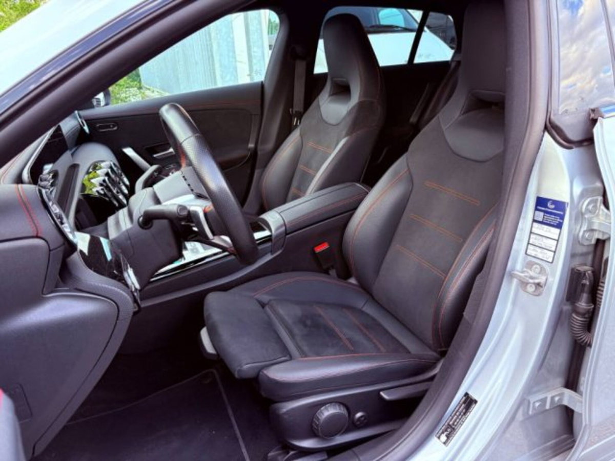 Mercedes-Benz CLA Shooting Brake 220 d AMG Line Premium Plus auto (9)