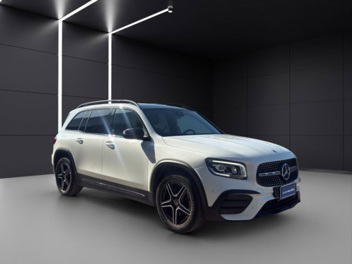 Mercedes-Benz GLB 200 d Automatic 4Matic Premium (7)