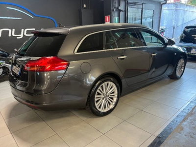 Opel Insignia Station Wagon CDTI 160CV Sports Cosmo (5)